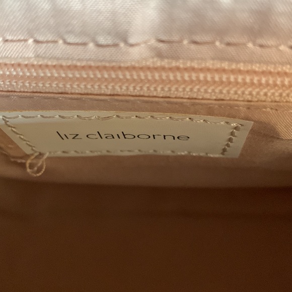 Purse - Picture 4 of 4